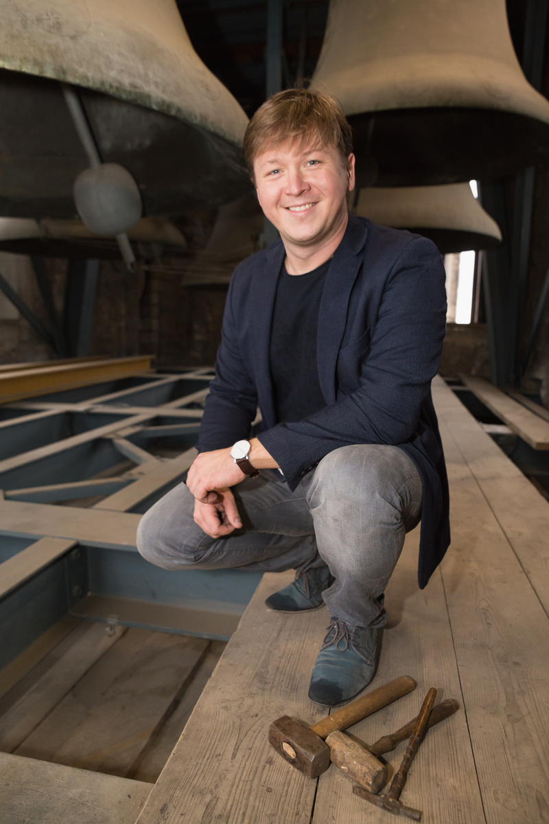 Maximilian Metz Maximilian Metz vor den Glocke