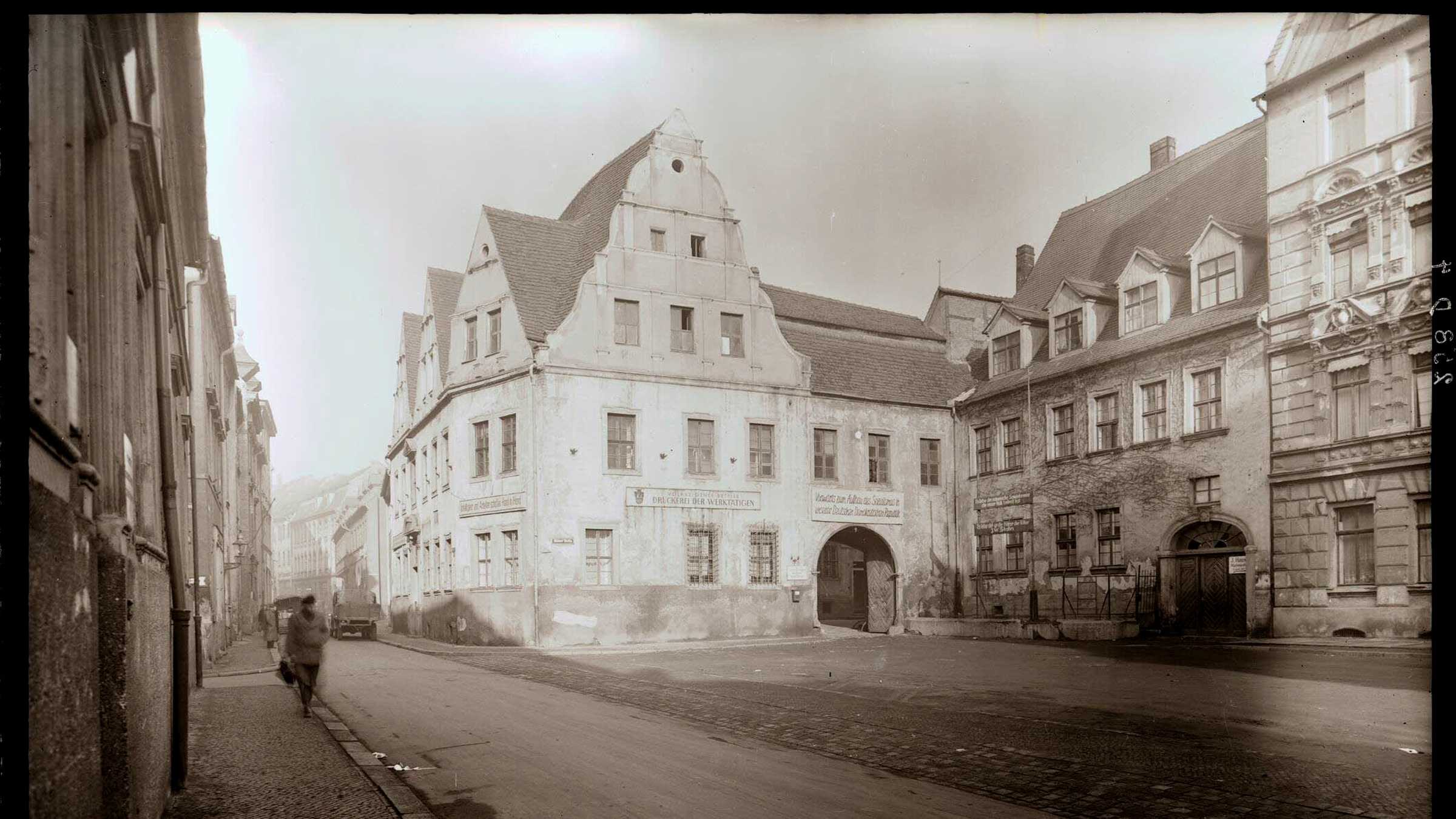 Christian-Wolff-Haus in den 50er Jahren altes Foto von dem Christian-Wolff-Haus in den 50er Jahren
