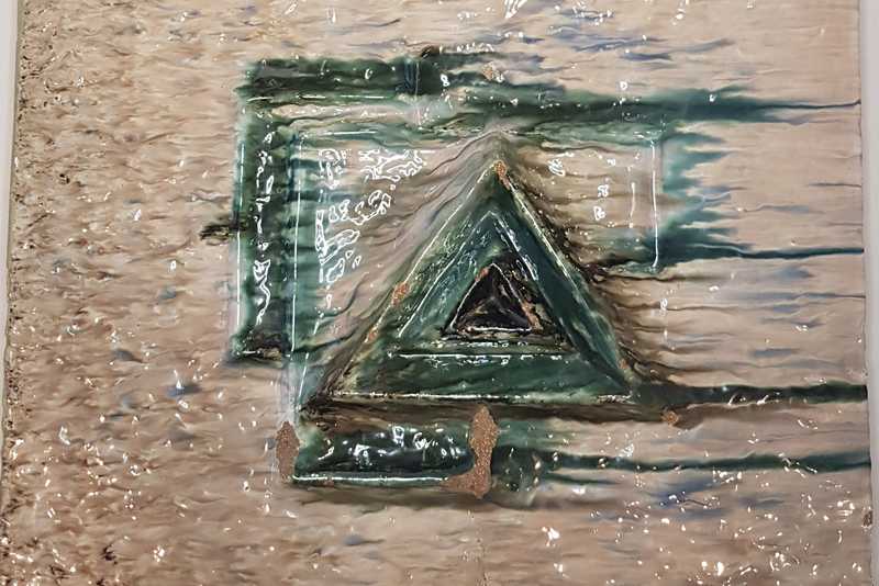 Fassadenstein in Grün und Beige