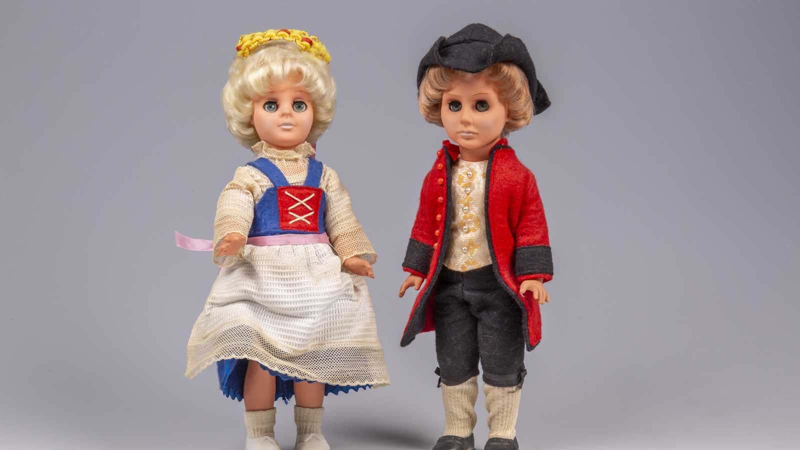 Puppenpaar Hallore in Festtracht und Halloren-Braut, ca. 1980 Puppenpaar Hallore in Festtracht und Halloren-Braut, ca. 1980