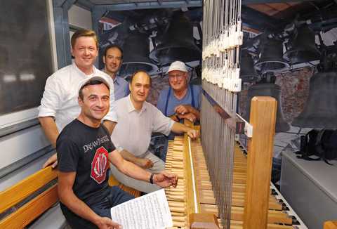 Fünf Hallesche Carillonneure Fünf Hallesche Carillonneure